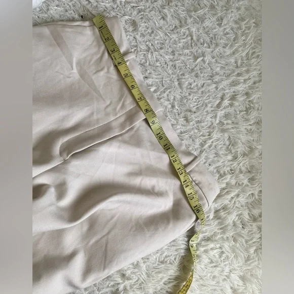 Aritzia Babaton Agency Pant - (Re)ssential - Picture 5 of 7